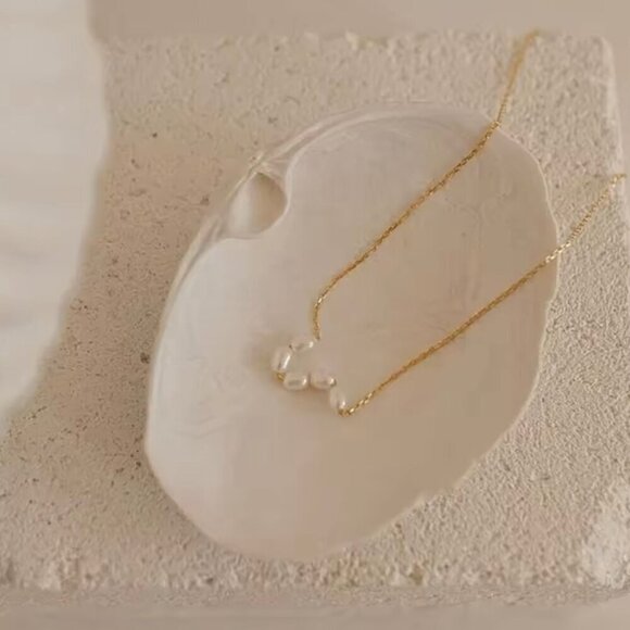 NEW Dainty Freshwater Pearl Chain Necklace 14K Gold Plated Choker Classic - Picture 3 of 8